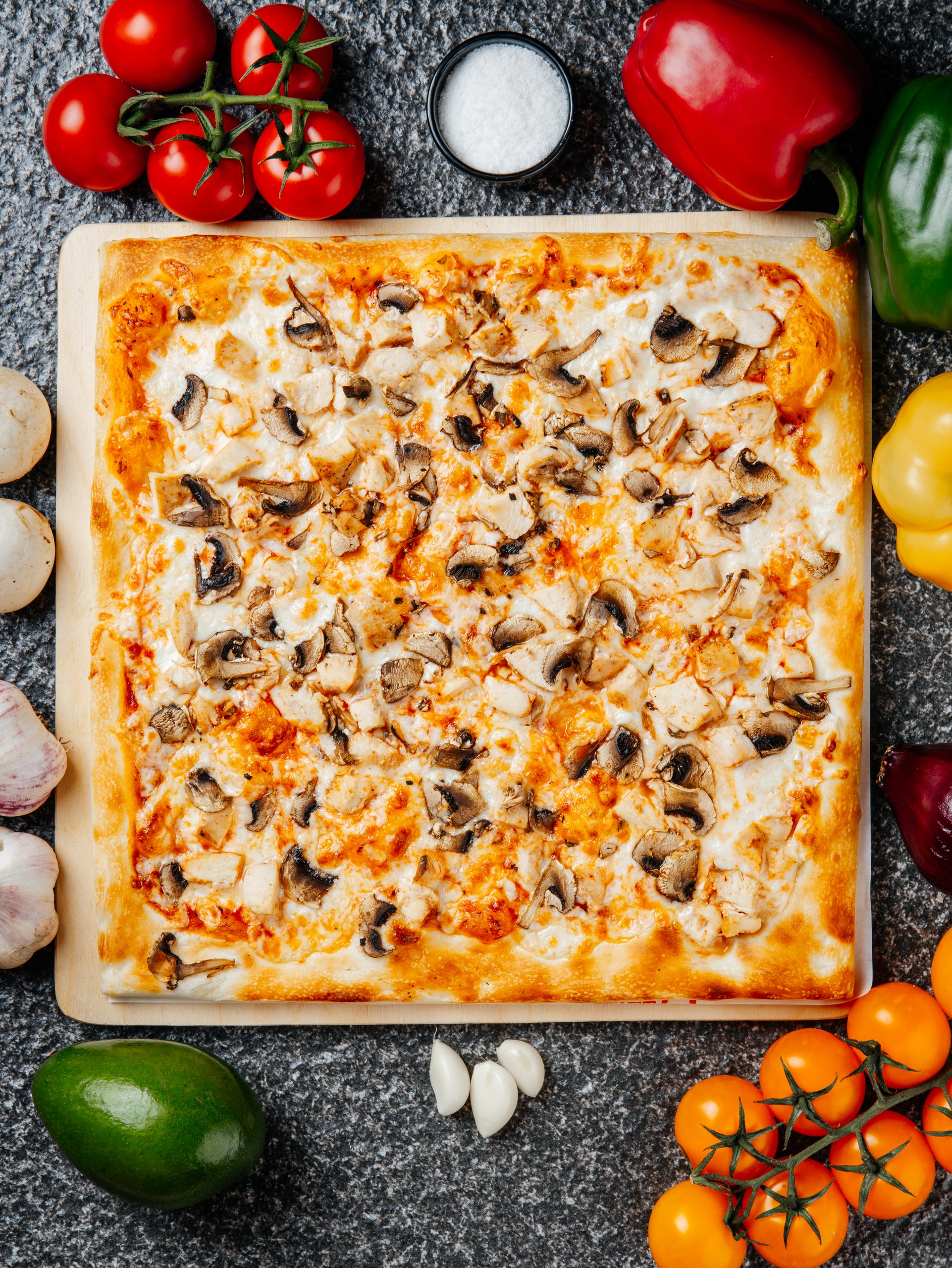 Курица и грибы