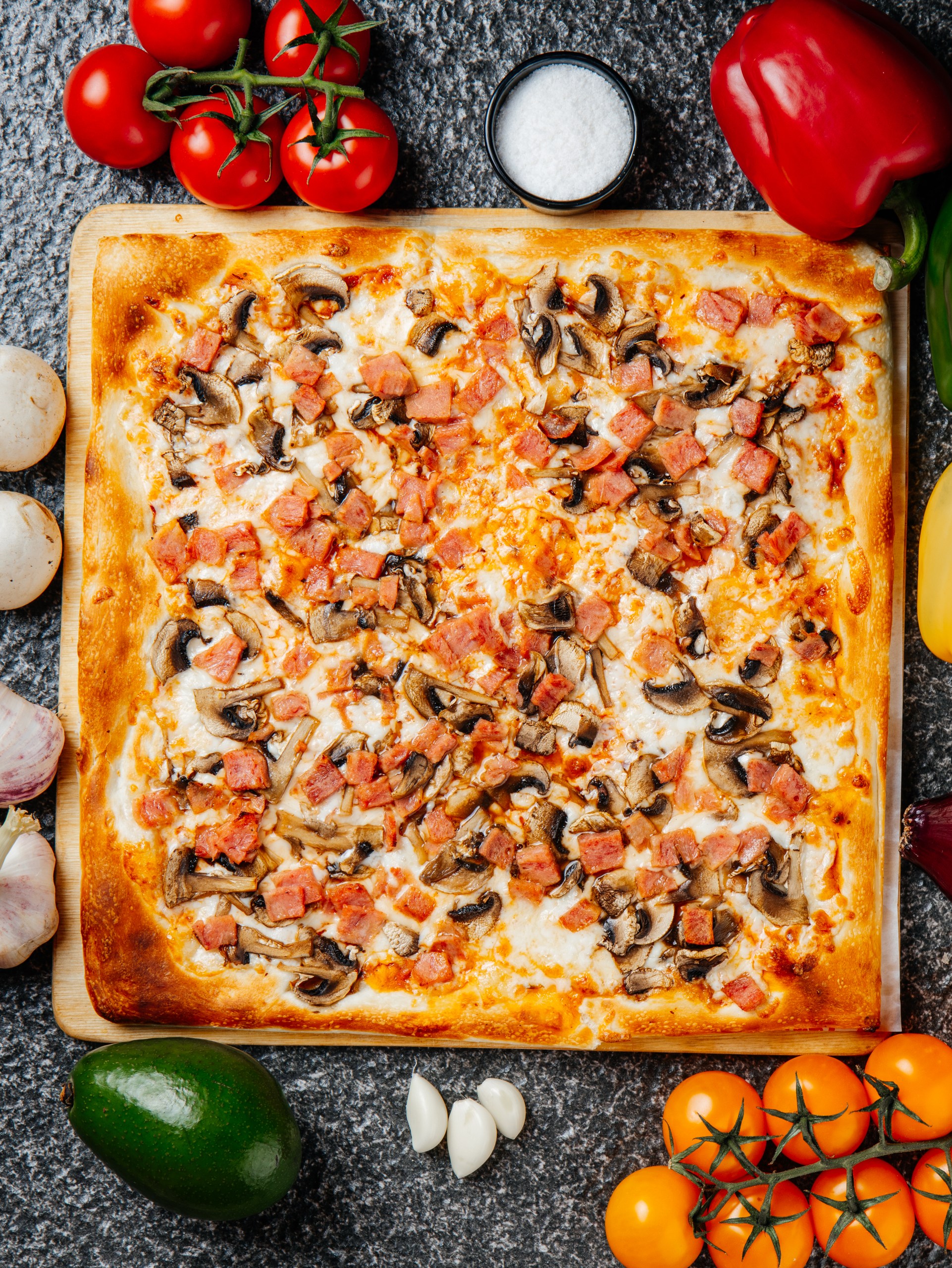 Ветчина и грибы